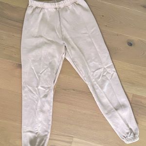 Women’s Tan TNA Sweatpants, Small
